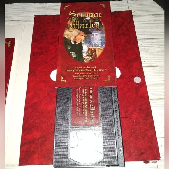 Vintage Sealed VHS SCROOGE & MARLEY & Official producers guide script in sleeve - Picture 7 of 8